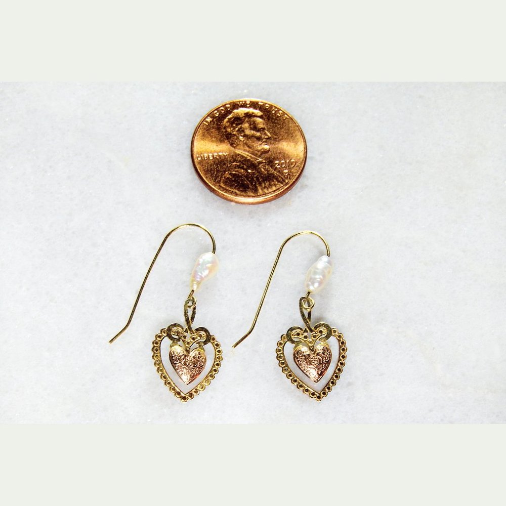 14k Solid Gold Heart Filigree Dangle Earrings - Picture 3 of 3